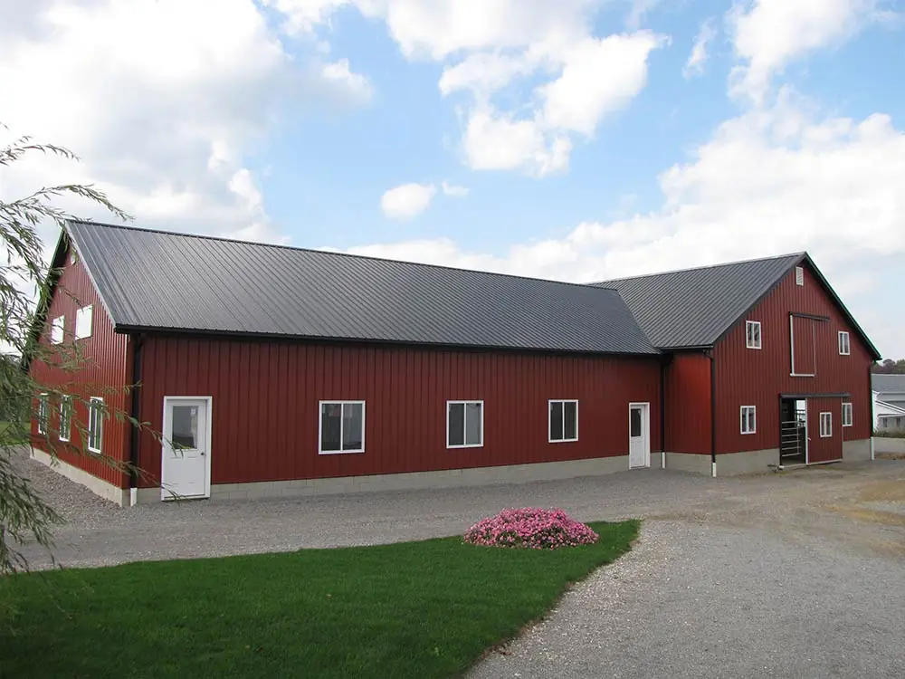 Agricultural building